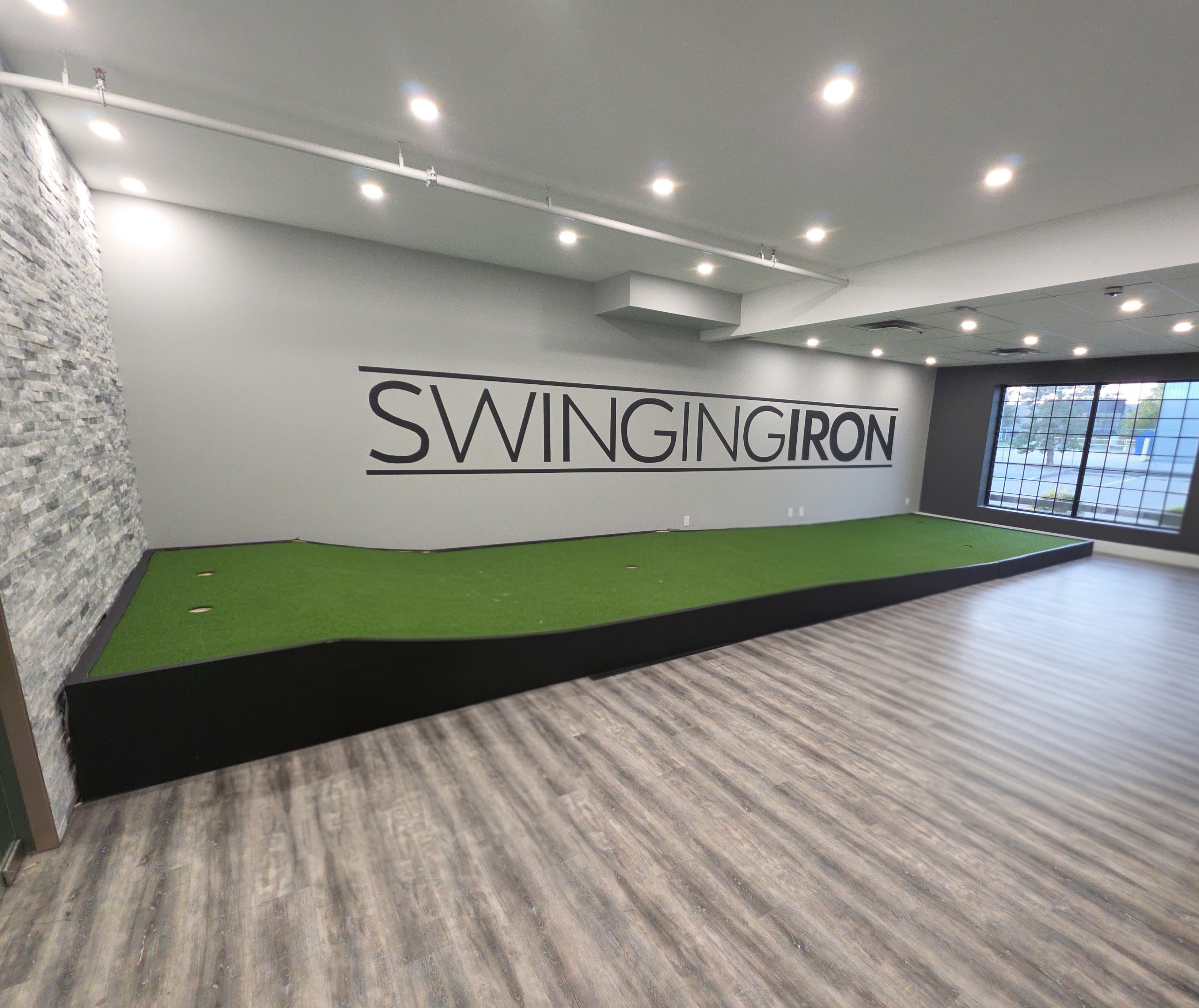 Swinging Iron facility photo 2